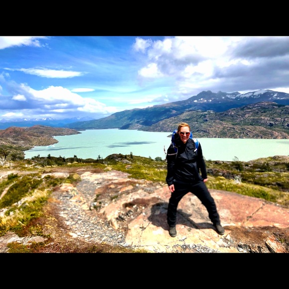 Meet your Posher, Rebecca - Picture 1 of 1